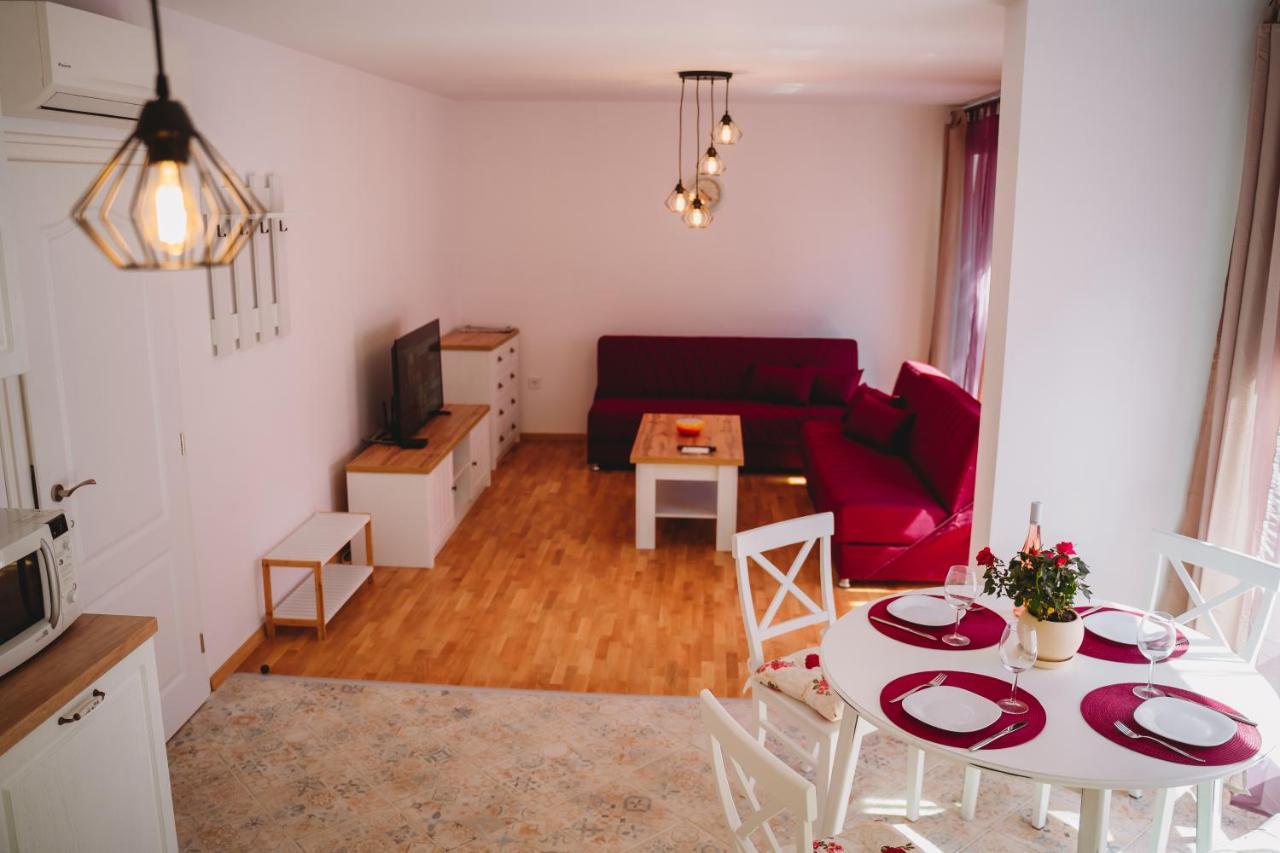 Andreya's Sea Apartment-beach, Sea Garden ,old Town, Free Parking, Free Evcharging Station Apartment Warna